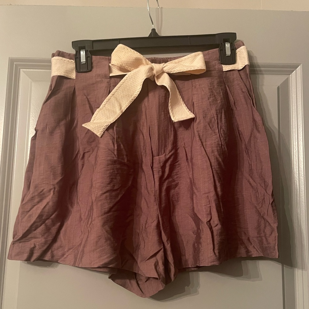 NWT Jodifl brown shorts with tie size large